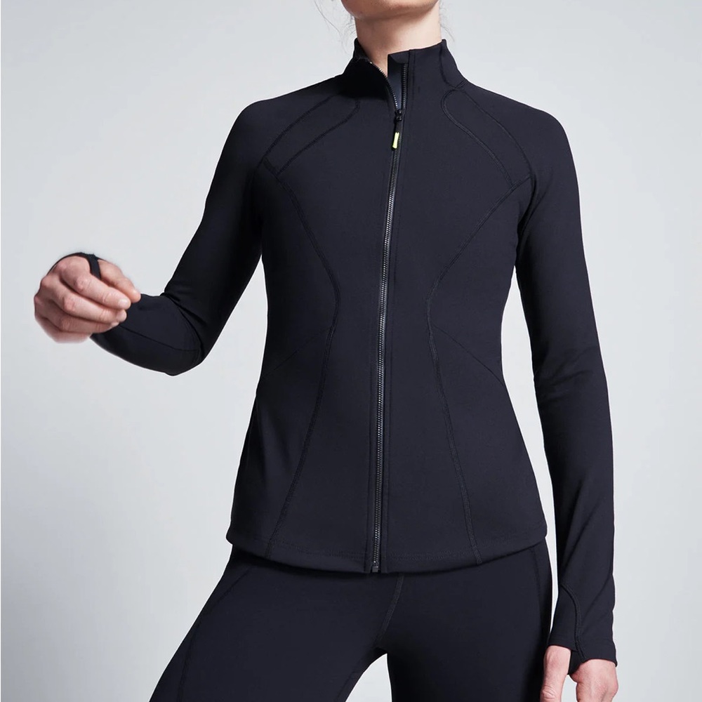 LNDR Swift Vixen Black Jacket - Black Running Jacket
